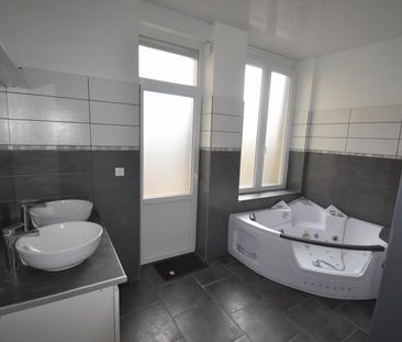 Location Appartement 3 pièces 74m² JOEUF 54240 - Photo 6