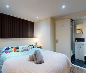 Studio to rent - Photo 2