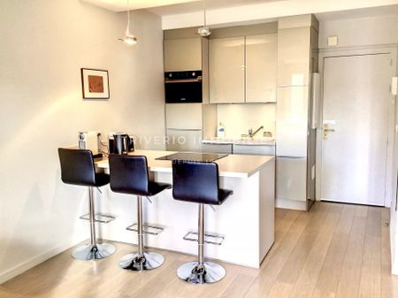 Location Appartement 3 pièces 60m² CANNES 06400 - Photo 5