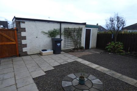 2 bedroom bungalow to rent - Photo 2
