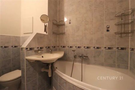 Pronájem bytu 2+1/balkon, ul. Josefa Skupy, Ostrava Poruba - Fotografie 5