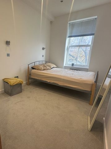 3 Bed Flat, Boundary Road, NW8 - Photo 3