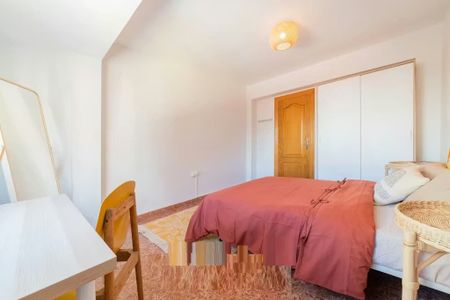 Carrer Pere Cabanes, Valencia, Valencian Community 46019 - Photo 4