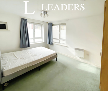 2 bedroom apartment to rent Gloucester Square, Southampton, SO14 - Photo 3