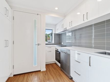 'JACARANDA' - Modern Townhouse In The Heart Of Bangalow - Photo 5