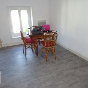 Location Appartement 1 pièce 22m² ORLEANS 45000 - Photo 2