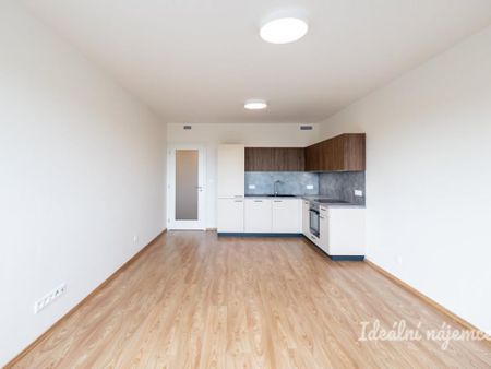 Pronájem bytu 3+kk 71 m2 - Fotografie 5