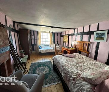 6 bedroom character property to rent - Photo 3