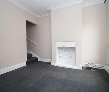 Portland Street, Wakefield, WF1 - Photo 1