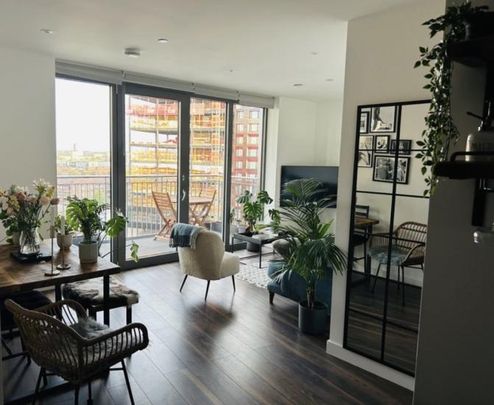 Master double room 2mins from Battersea Power Station - Photo 1