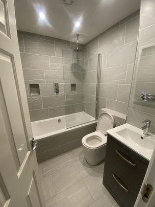 5 bedroom terraced house to rent - Photo 1