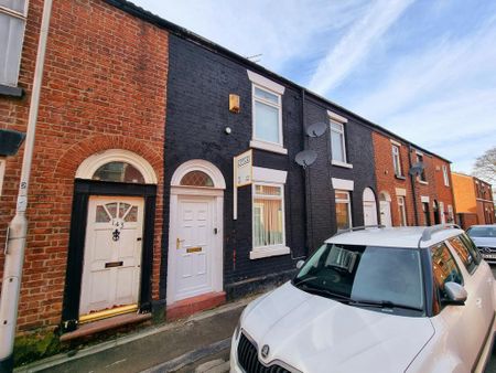 2 bedroom terraced house to rent - Photo 2
