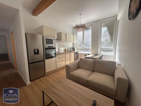 Location Appartement 3 pièces 47m² ST ETIENNE 42000 - Photo 2
