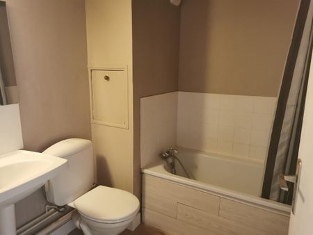 Location Appartement 1 pièce 41m² BORDEAUX 33000 - Photo 4