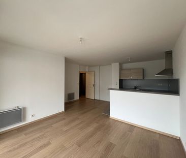 Location Appartement 3 pièces 60m² RENNES 35000 - Photo 2