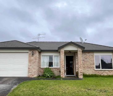 Safe, Spacious & Close to Everything Your Fami... - Photo 2