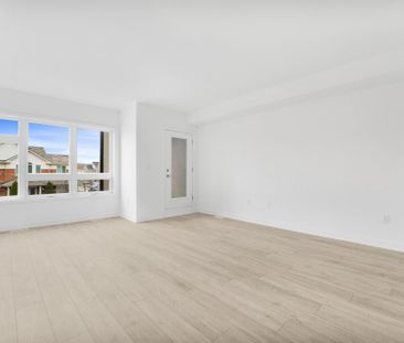 For Lease - 4902 Valera Road, Burlington, Ontario - Photo 3