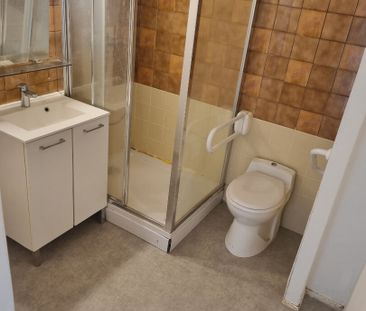 A LOUER Appartement 50000 Saint-Lô 4 chambres 99.43 m² - Photo 2