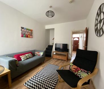 3 Bed Terraced House, Off London Road, LE2 - Photo 3