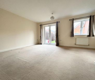 3 bedroom semi-detached house to rent - Photo 1