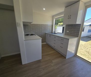 Beautifully Renovated - Photo 5