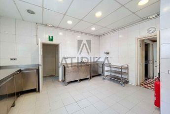 Casa señorial junto a la Clínica Teknon, Barcelona