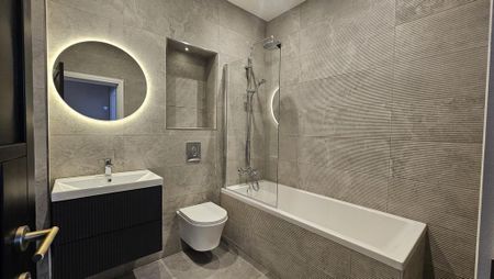 2 bedroom flat to rent - Photo 4