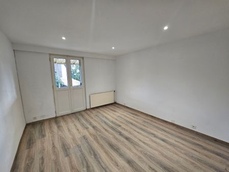 RARE ! Appartement de 280 m2 avec jardin ! - Foto 2