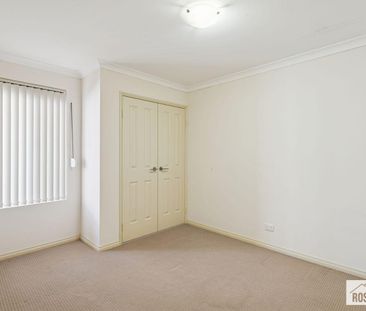 Lock-Up-And-Leave Gem! - Photo 5