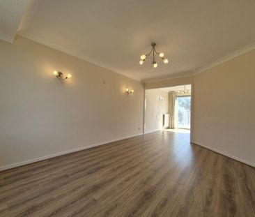 3 bedroom property to rent - Photo 2