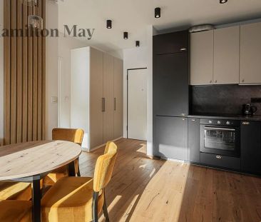 Komfortowy, elegancko urządzony, apartament z balkonem na Woli - Photo 6