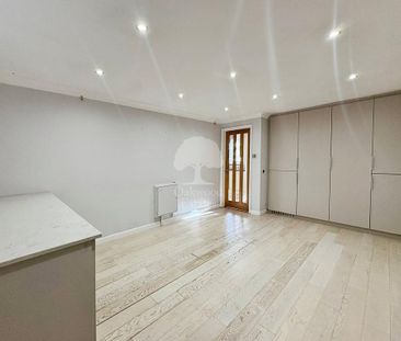 3 bedroom detached house to rent - Photo 3