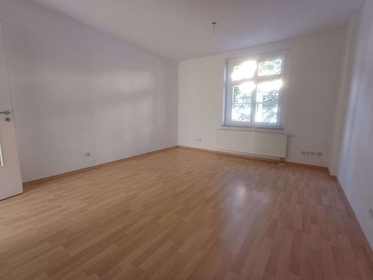 +++ 2 Zimmer Wohnung mit Balkon sowie Stellplatz +++ - Foto 1