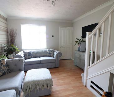 2 Bedroom Terraced To Rent - Photo 1