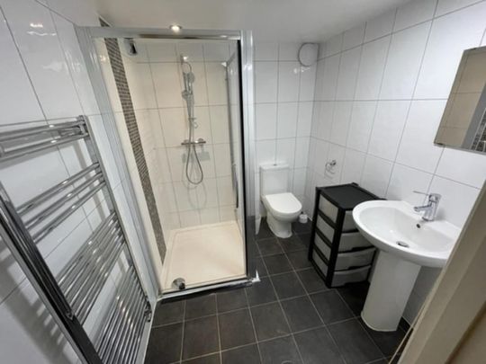 7 bedroom apartment to rent - Photo 1