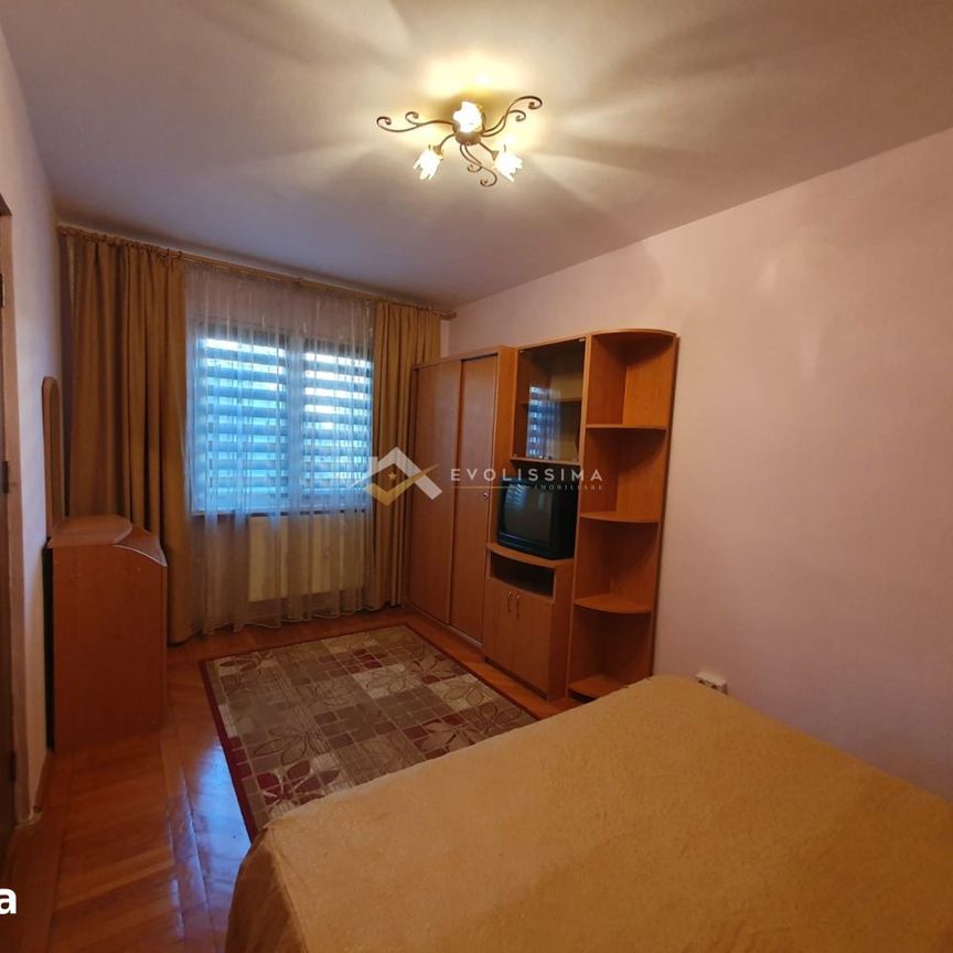 Apartament 2 camere, Str. Uranus - Fotografie 1