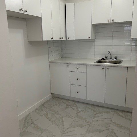 Beau 3 1/2 Rénové - Photo 1