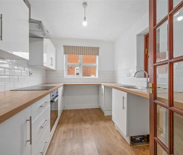 3 bedroom detached house to rent - Photo 5