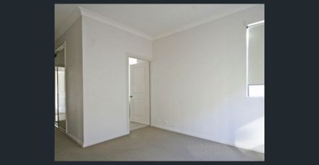 Modern Living with City Convenience - Photo 3