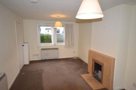 2 bedroom semi-detached house to rent - Photo 2