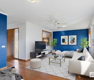 Cozy Wodonga home with spacious yard! - Photo 2