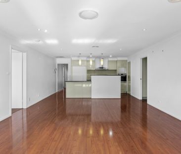 Well Appointed Family Home - Photo 2