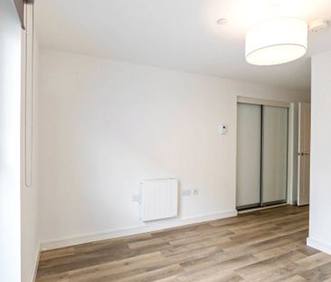 Flat 5, 16 Pinkhill Park - Photo 1