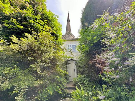 5 bedroom end of terrace house to rent - Photo 5