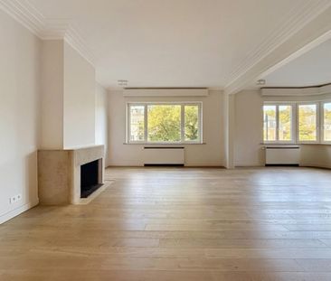 Appartement te huur in Ixelles - Photo 4