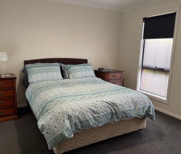 Neat, tidy and low maintenance - Photo 3