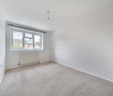 2 bedroom semi-detached house to rent - Photo 3