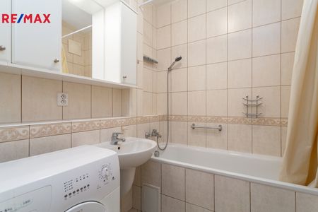 Pronájem bytu 2+kk v osobním vlastnictví 52 m², Praha 10 - Strašnice - Fotografie 3