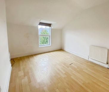 5 bedroom semi-detached house to rent - Photo 5