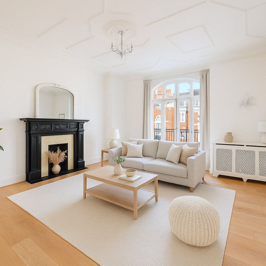 A Stunning Three Bedroom Apartment in Popular Portered Mansion Block - Photo 1
